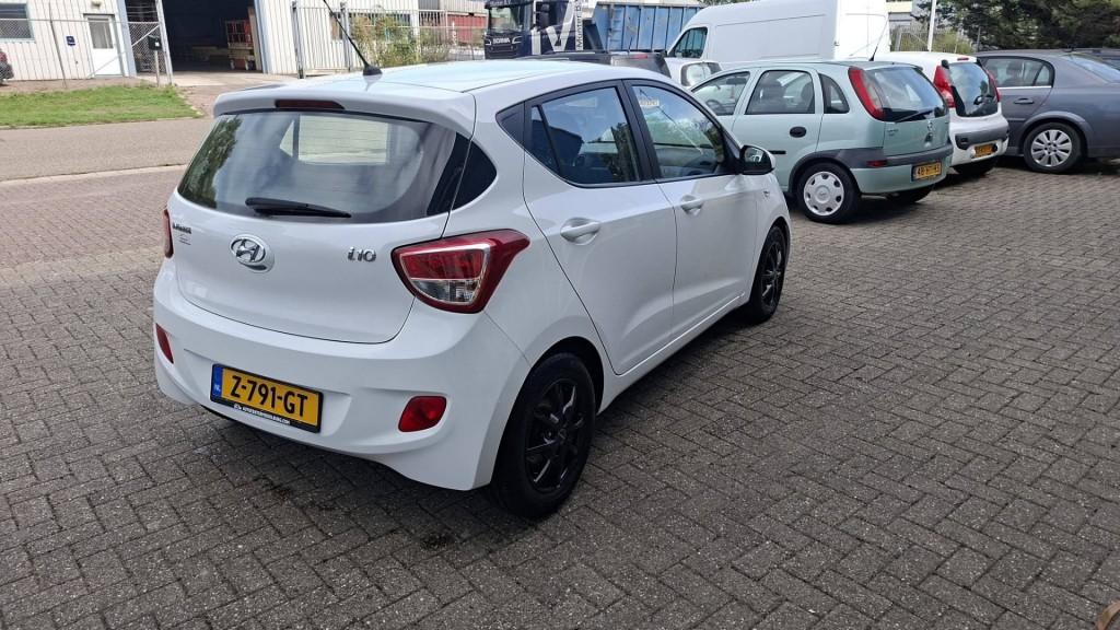Hyundai I 10 1.0i i-motion comfort