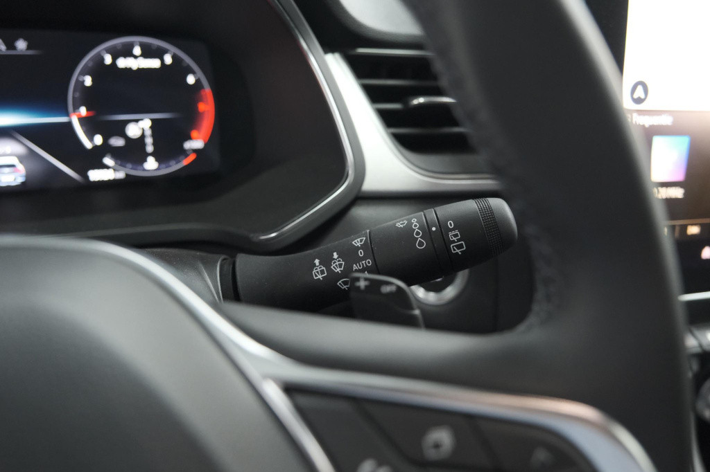 Renault Captur mild hybrid 140 edc techno | 360 camera | 9.3 inch navigatie