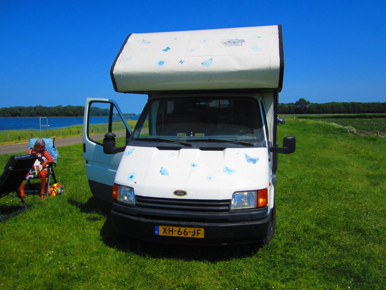 Ford Rimor alkoof camper