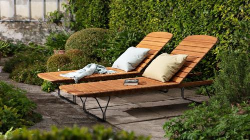 Houe MOLO Sunbed ligbed van duurzaam teakhout Inclusief kussen