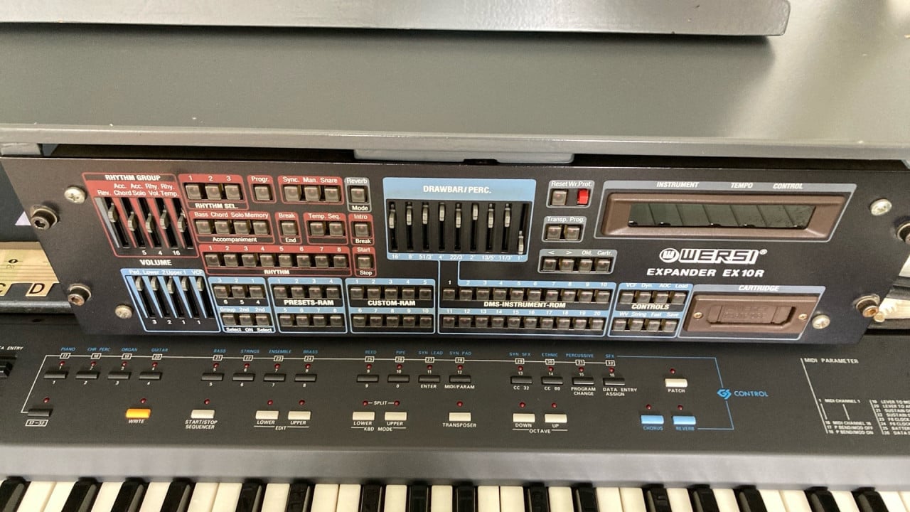 WERSI EXPANDER EX10r met Roland A30 midi keyboard