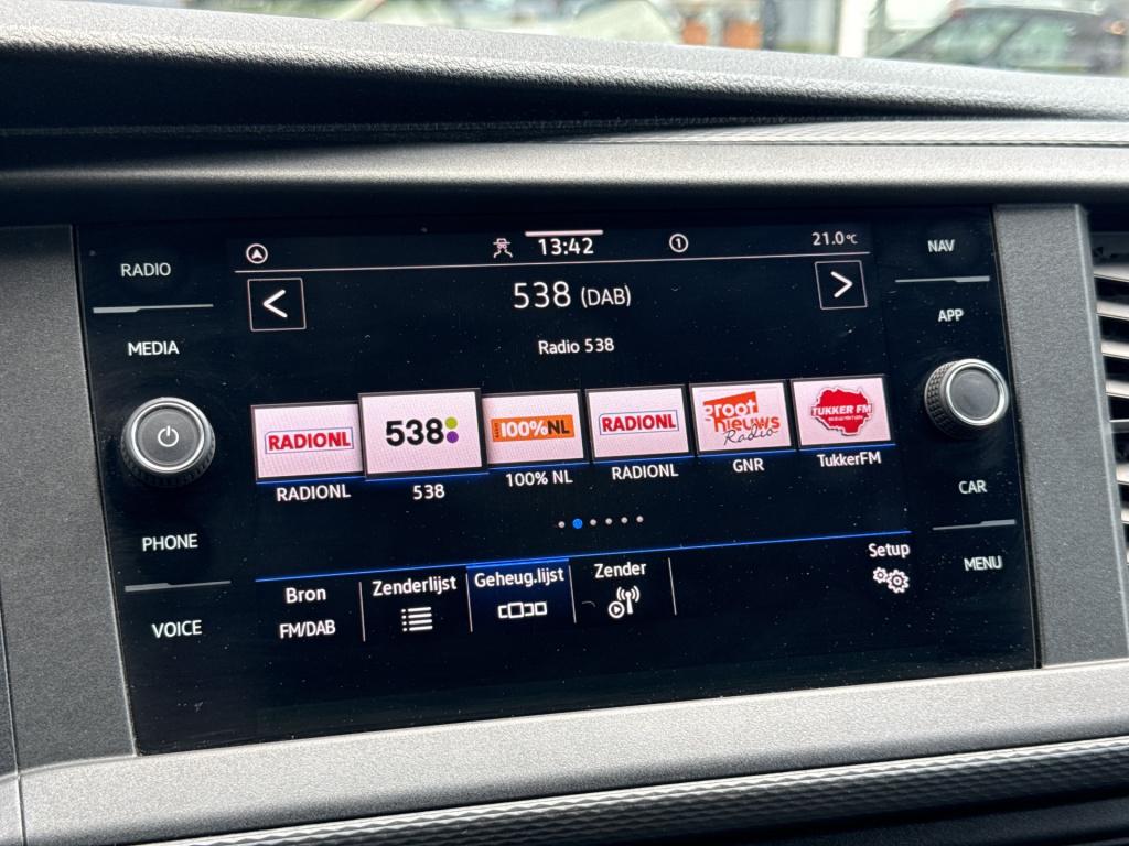 Volkswagen Transporter 2.0 tdi l1h1 28 | led | trekhaak | navi | carplay | 