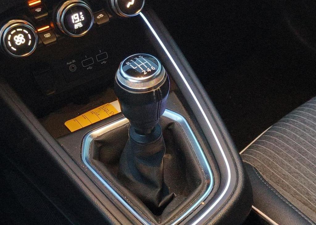 Renault Clio 1.0 tce 90 intens - camera - trekhaak