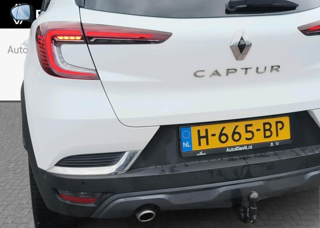 Renault Captur 1.3 tce 130 edc initiale paris