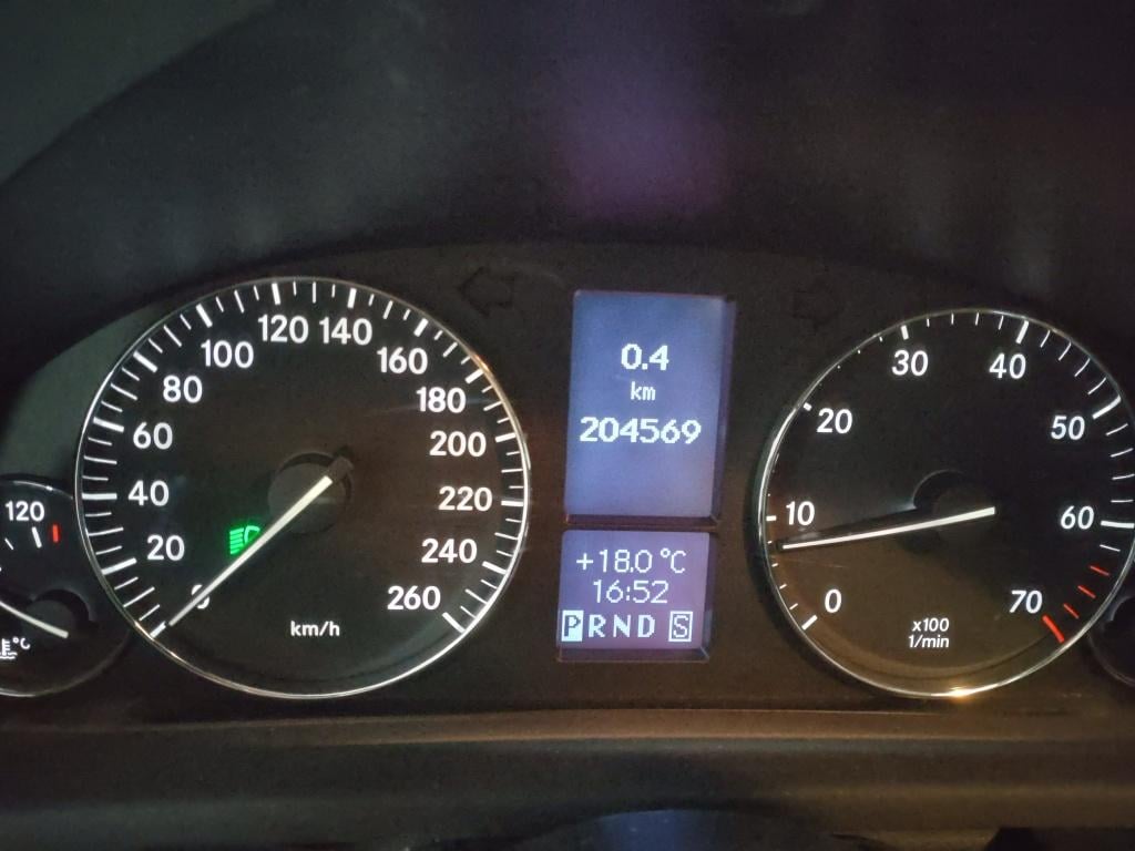 Mercedes-Benz C-Klasse 200 k. elegance