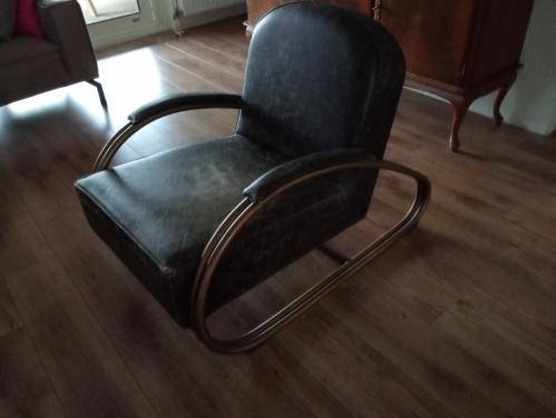 2 design fauteuils van Van der Valk