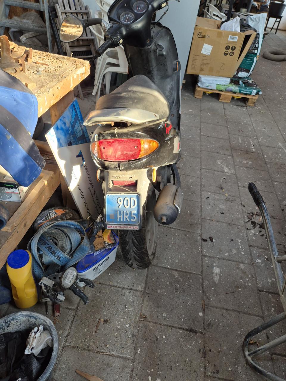 Scooter Peugeot