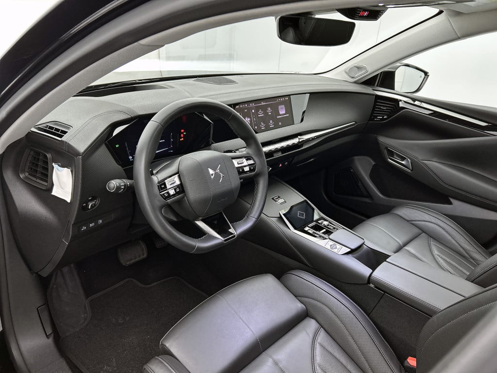 Ds Ds 4 e-tense rivoli | rijklaar | panoramadak |