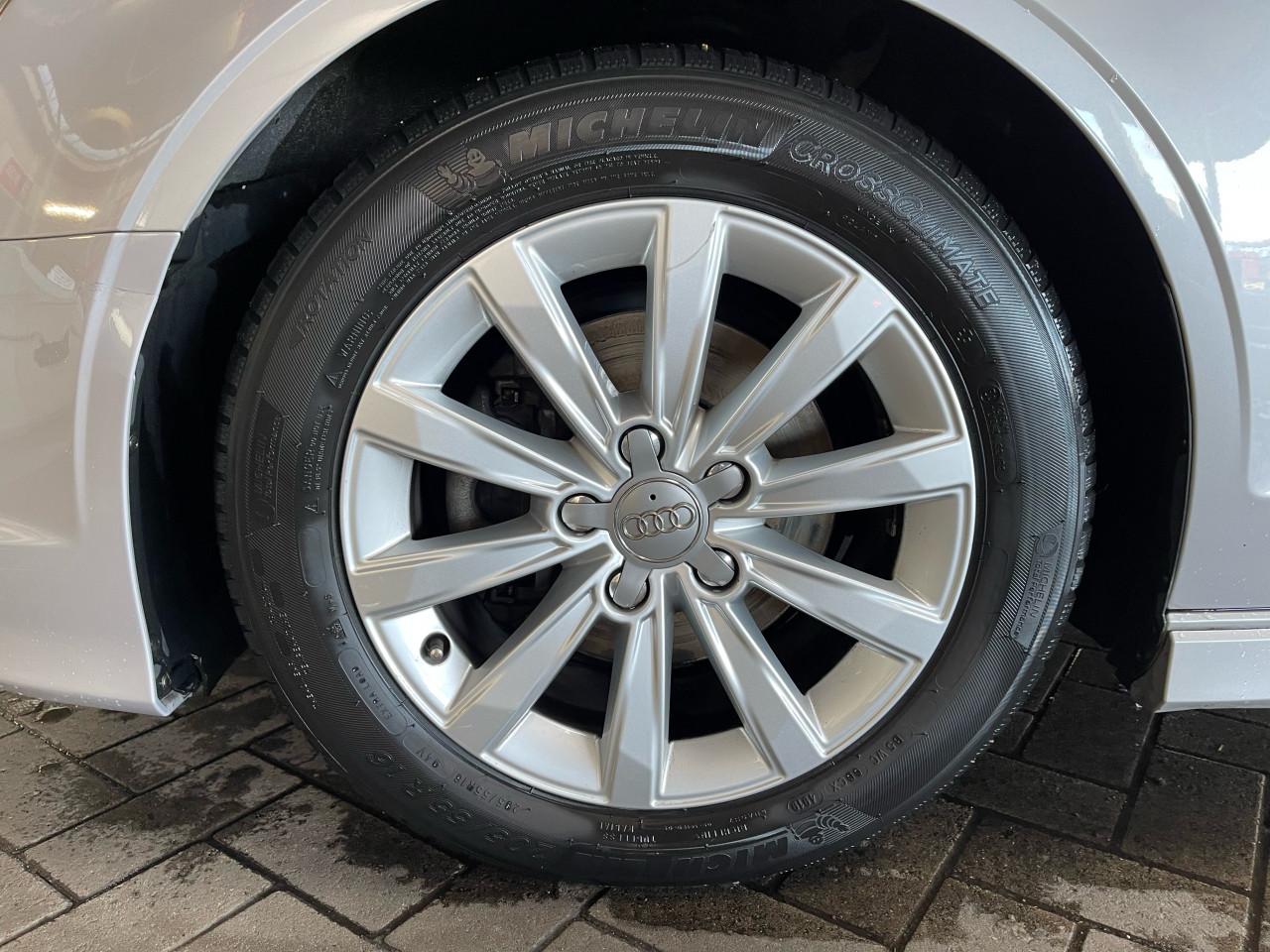 Audi A3 Velgenset originele 16 inch + Michelin CrossClimate (All-Season)