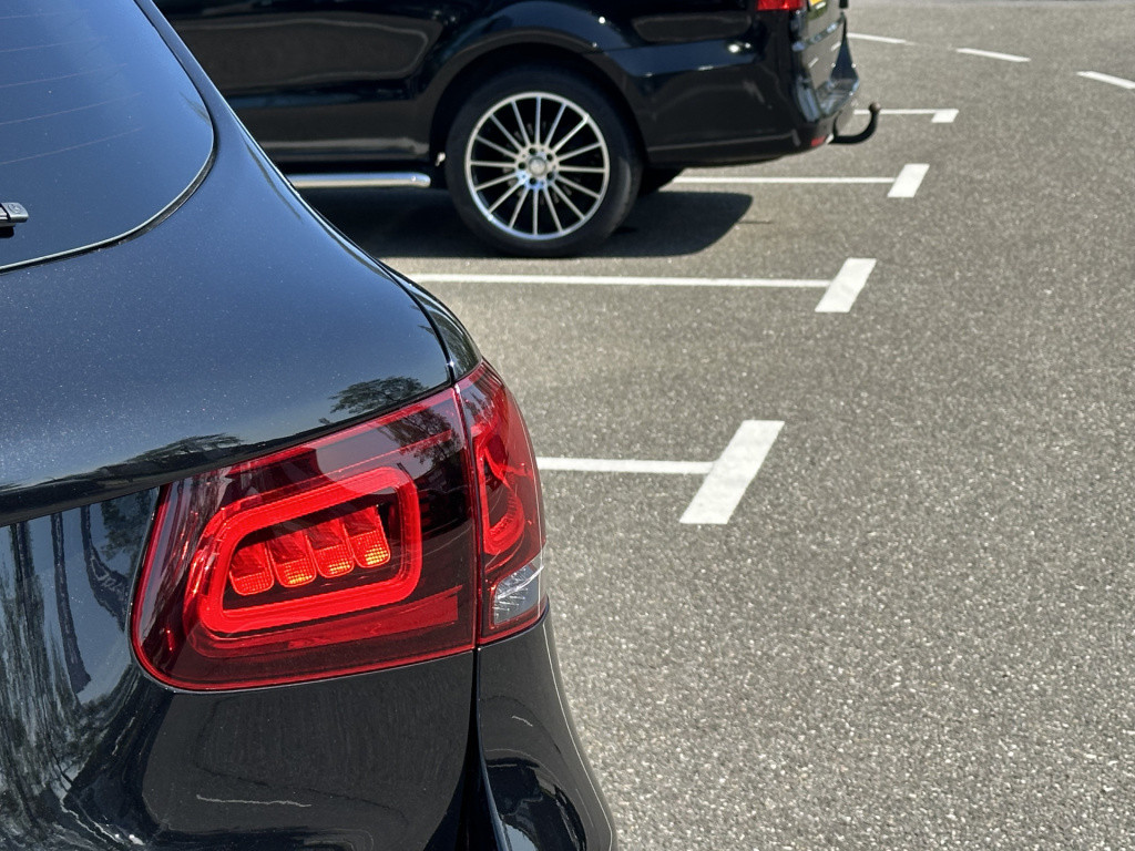 Mercedes-Benz Glc 400d 4matic premium amg l 331 pk v6 l head-up l panorama 