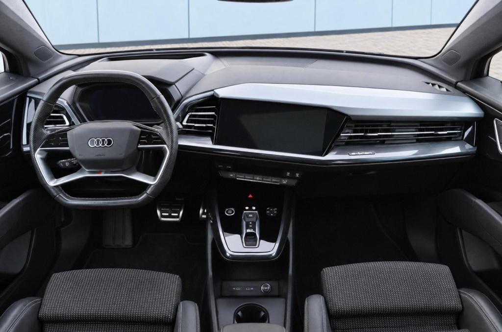 Audi Q4 E-tron 45 quattro s edition 77 kwh 266pk | soh 91,2% |