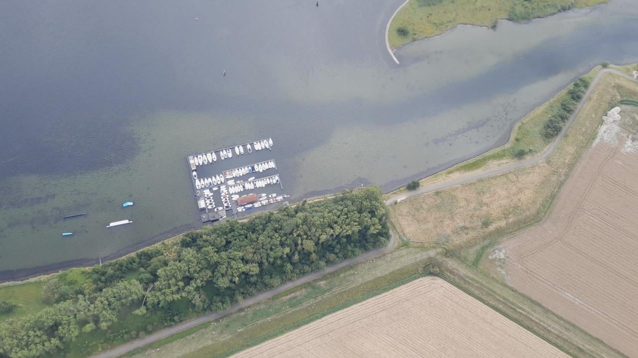 Ligplaatsen direct aan het Veerse meer