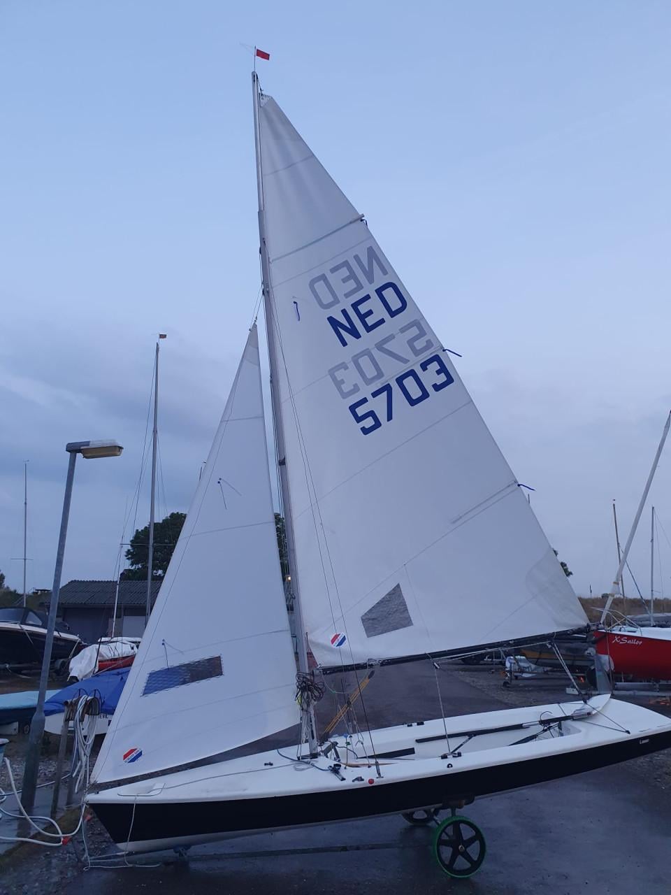 Laser 2 Regatta (met nieuwe zeilen en combi trailer)
