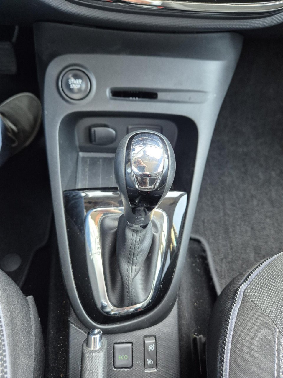 Renault Captur tce 120 edc automaat dynamique all season, camera, trekhaak,