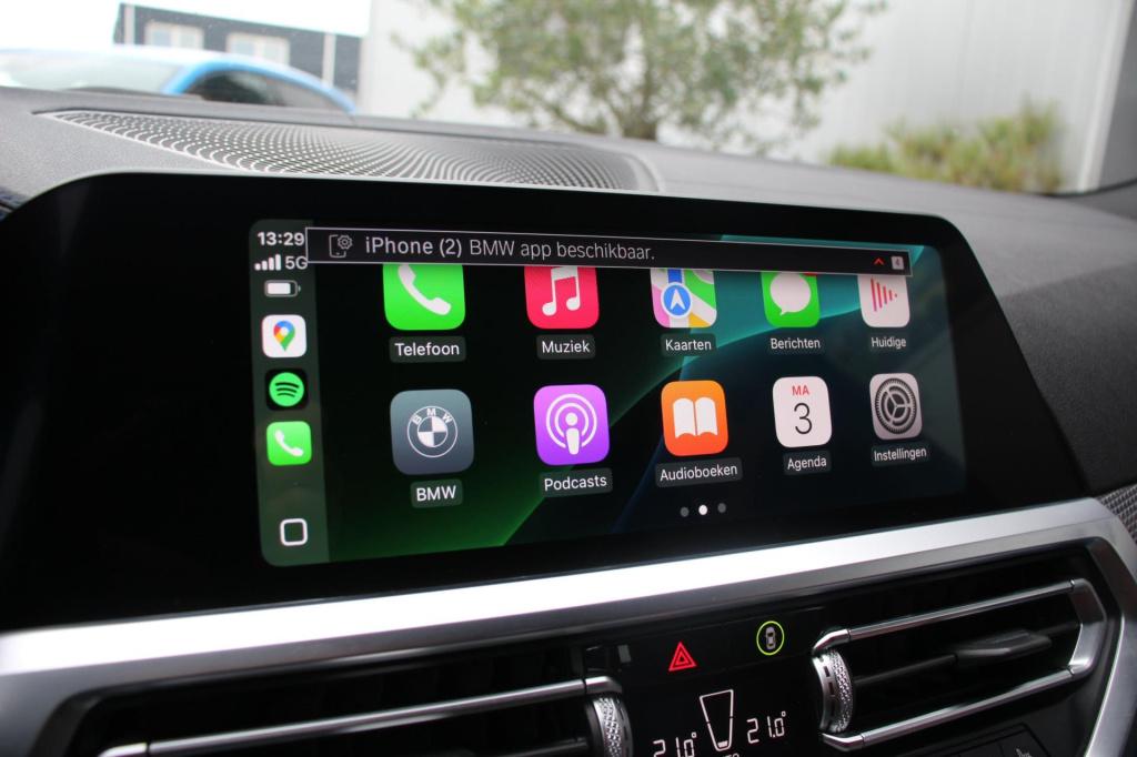 BMW 3-serie touring 330i m-sport - leder - 360 camera - head up - led - vir