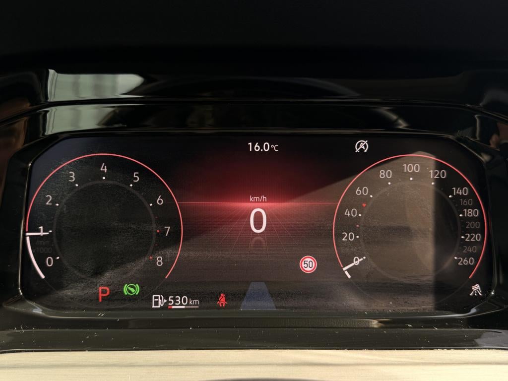 Volkswagen Golf 1.5 etsi 1st. edition 150pk | pano | acc | memory | massage