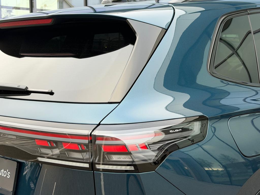 Volkswagen Tiguan 1.5 ehybrid r-line | black line | 360 camera | trekhaak |