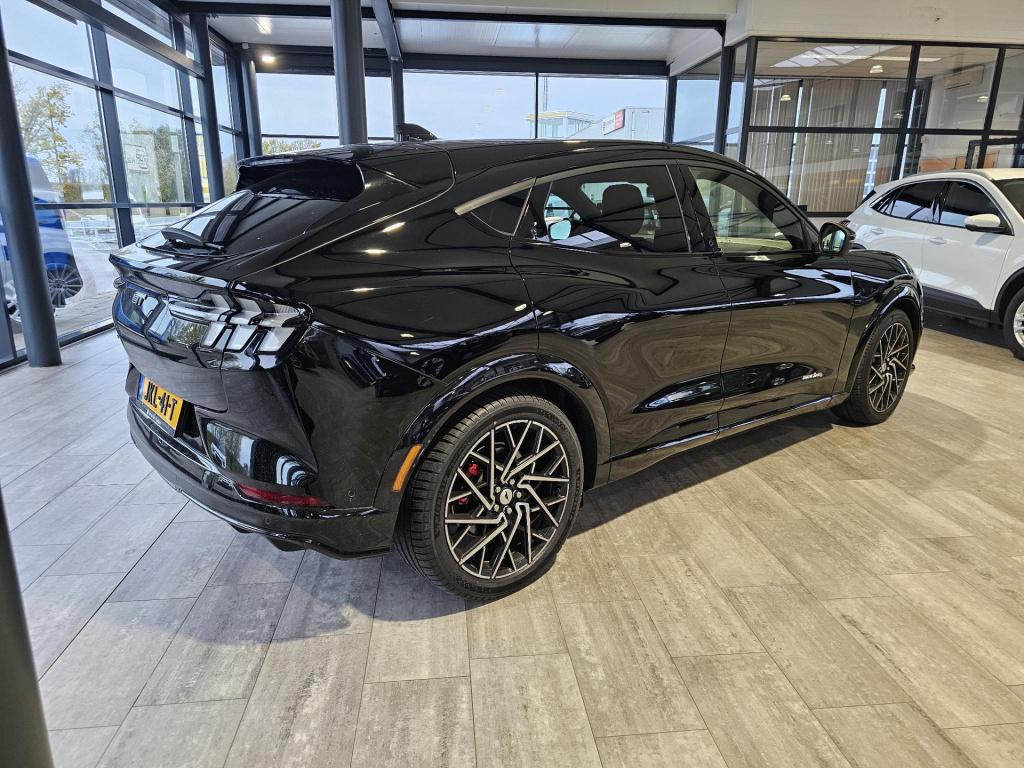 Ford Mustang Mach-e gt extended awd 98 kwh gt 487 pk awd