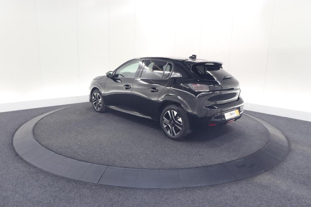 Peugeot 208 puretech 100 allure | parkeersensoren | navigatie | apple carpl