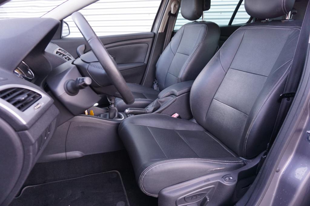 Renault Megane 1.4 tce privilége climate / navi / cruise / leder / stoelver