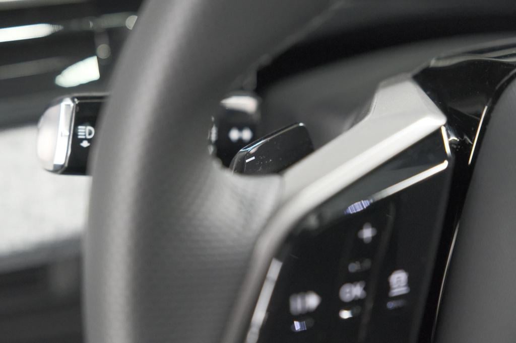 Peugeot 3008 1.2 hybrid 145 gt | camera | adaptieve cruise control | elektr