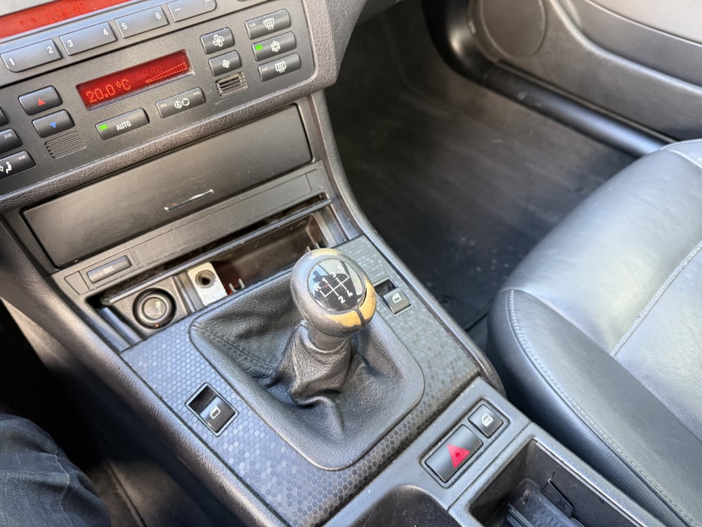 BMW 3-serie 318i 2.0i special executive sedan