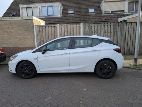 Opel Astra 1.6 Cdti 81KW 5D 2017 Wit met trekhaak