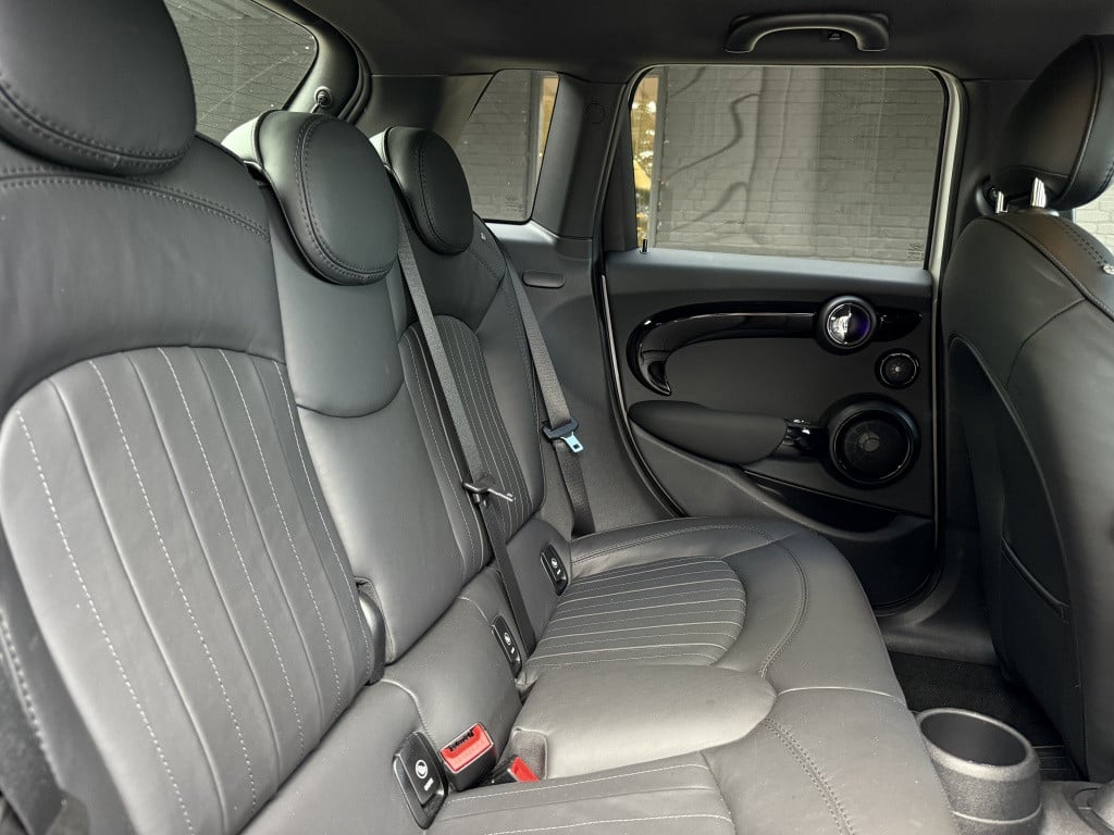 Mini Cooper mini 2.0 // serious business pack // nieuwstaat // 5 deurs /