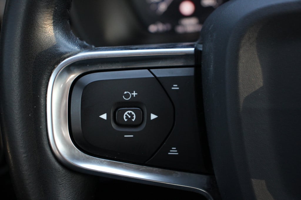 Volvo XC40 2.0 t4 inscription | 190pk | camera | el. trekhaak
