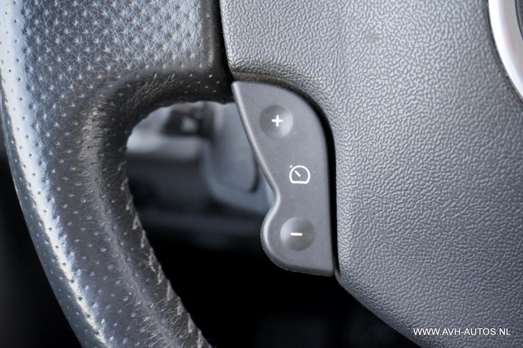 Renault Scenic 1.6-16v business line