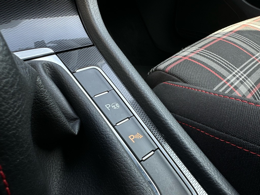 Volkswagen Golf 2.0 tsi gti performance pack