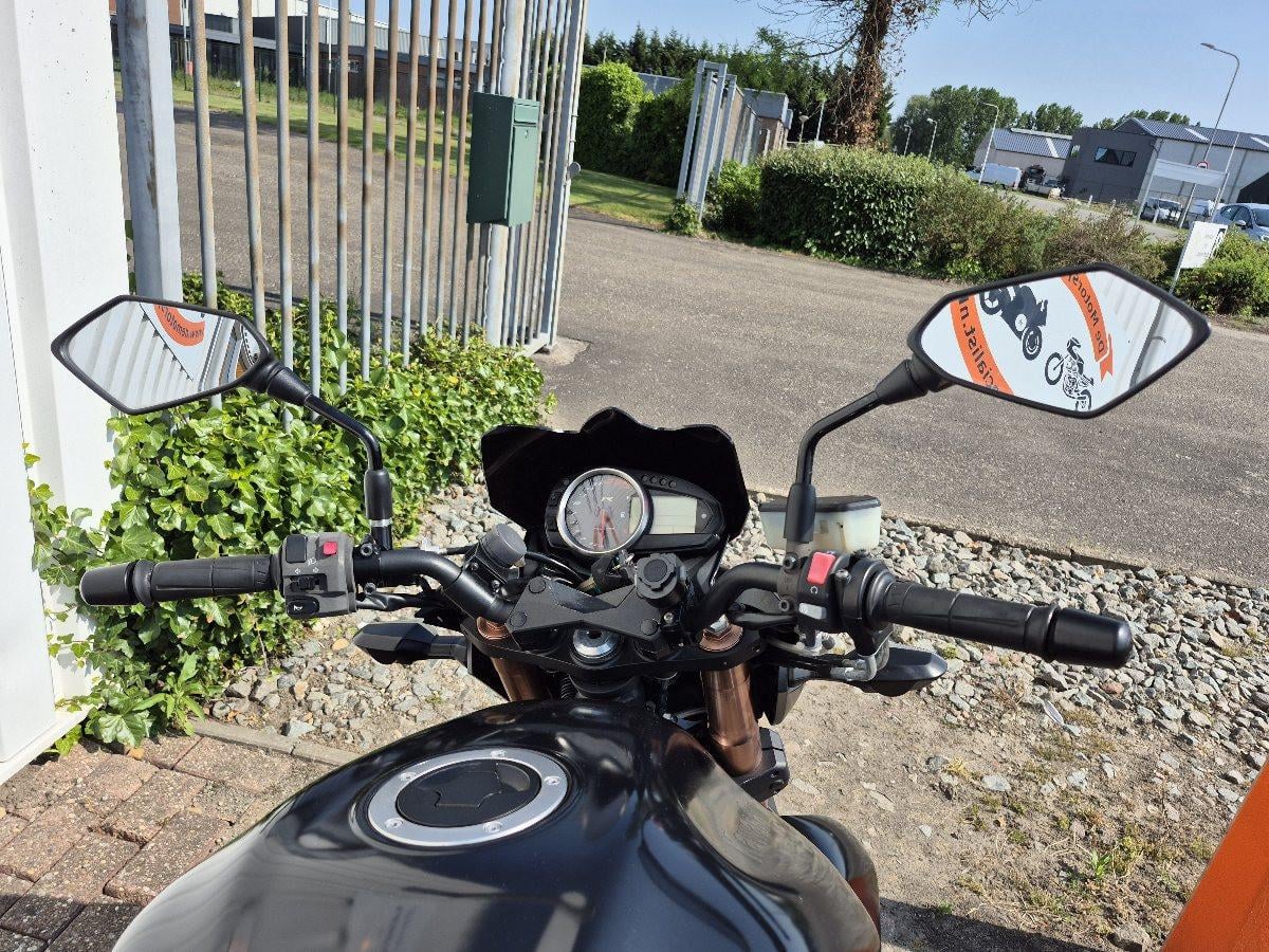 Kawasaki Z750R uit 2011. limited edition