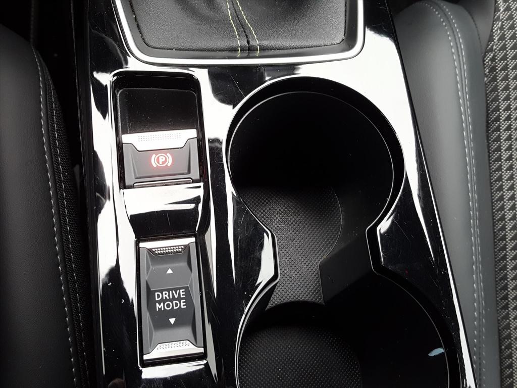 Peugeot 208 1.2 100pk gt-line 3d cockpit | apple carplay&android auto | nav