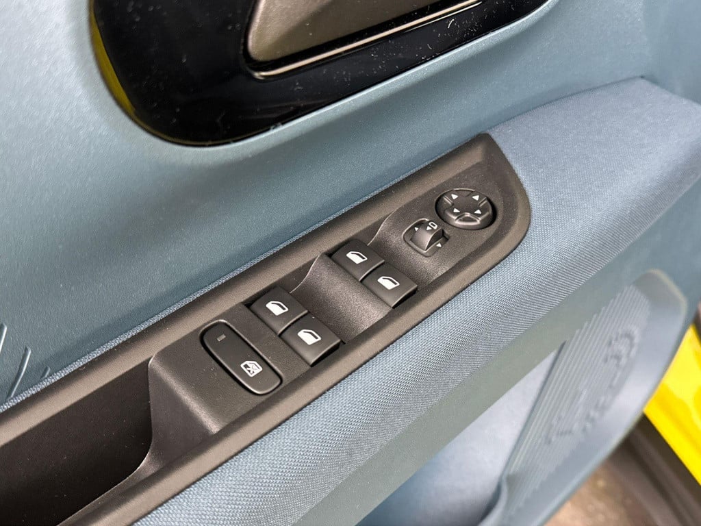 Fiat Panda grande la prima 7.4 kw 44 kwh | nu in de showroom | nu te bestel