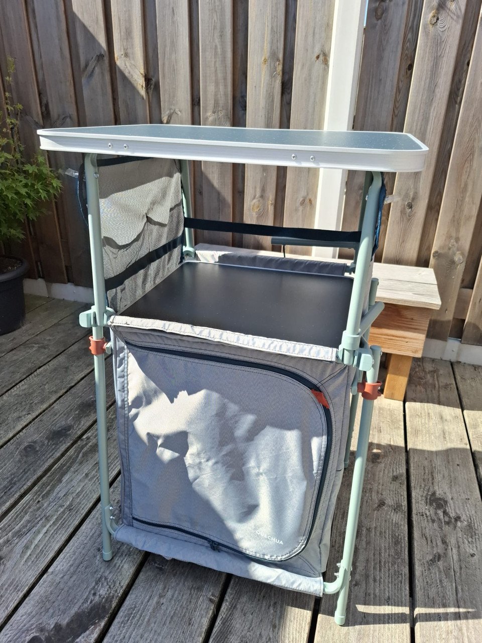 Quechua opvouwbare campingkast