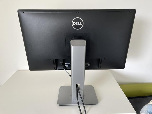 Dell 24 inch monitor