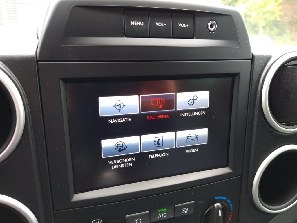 Citroen Berlingo multispace feel 110 nav/cam/park/trekhaak