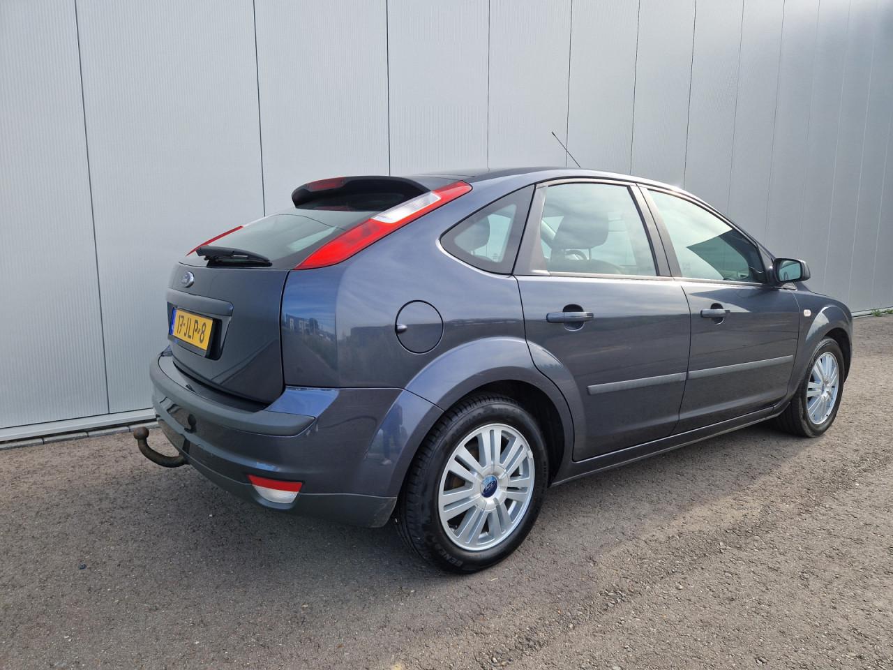Ford Focus 1.6-16V Champion