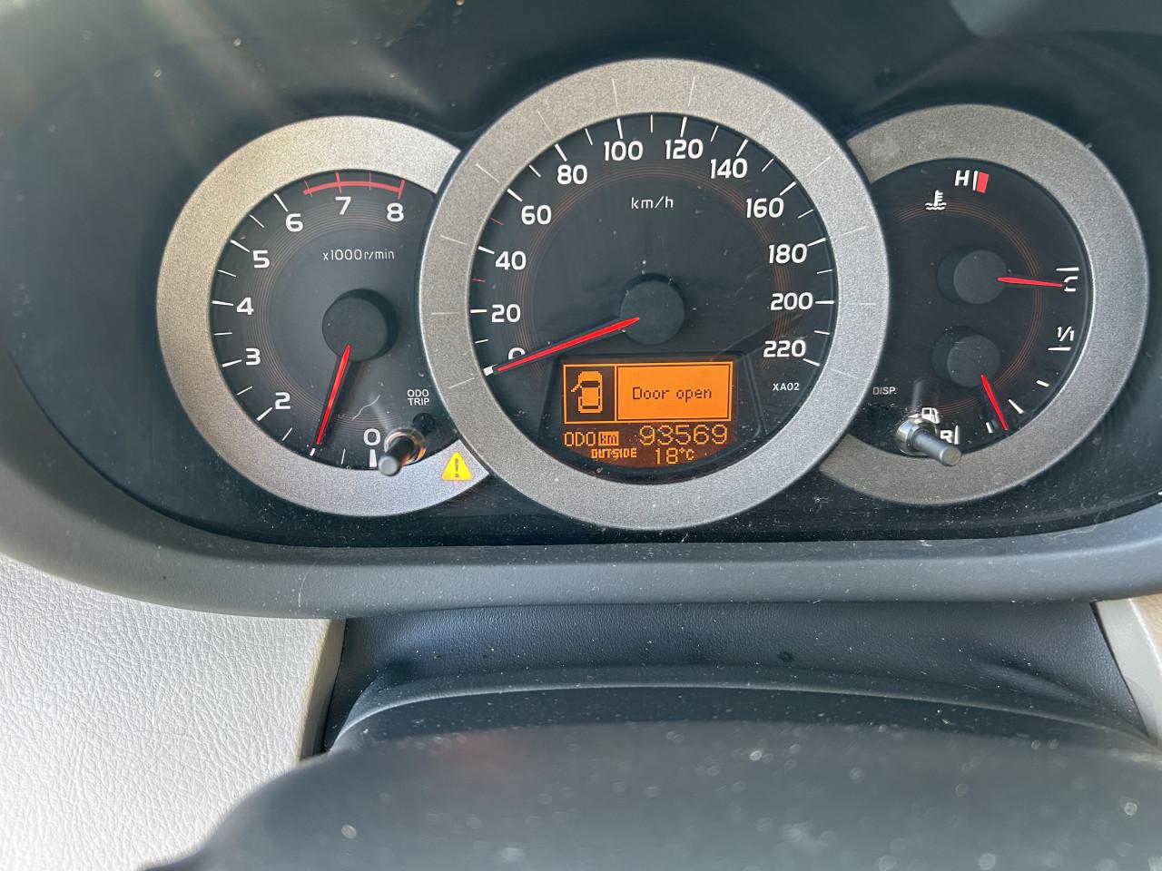 Toyota rav4 2.0i Automaat leder verw zitting apk bull bar trekhaak 93