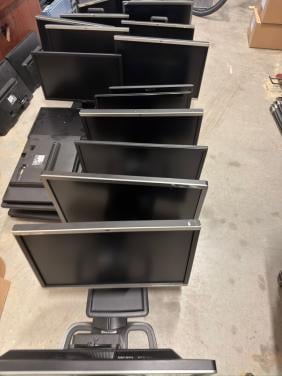 Monitor | 5 euro per stuk | Partij afname mogelijk