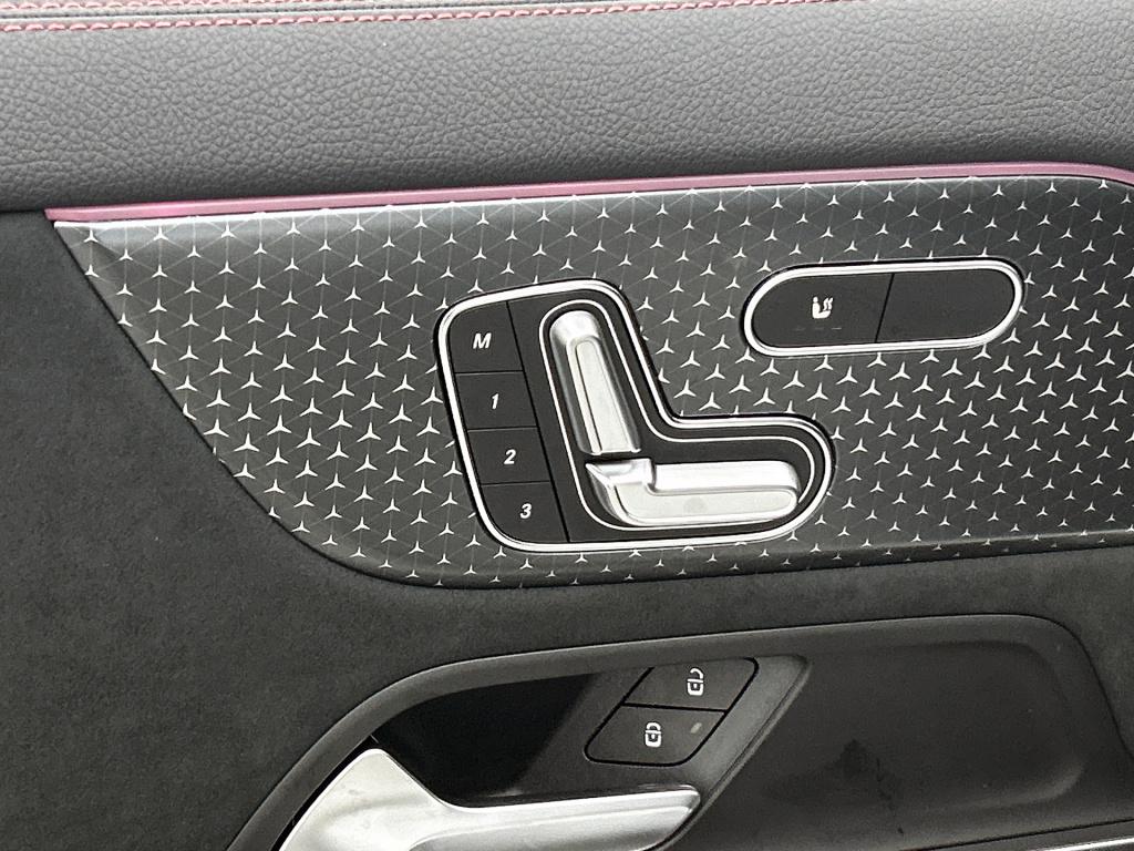 Mercedes-Benz Eqa 250+ business solution amg 71 kwh | trekhaak | nightpakke