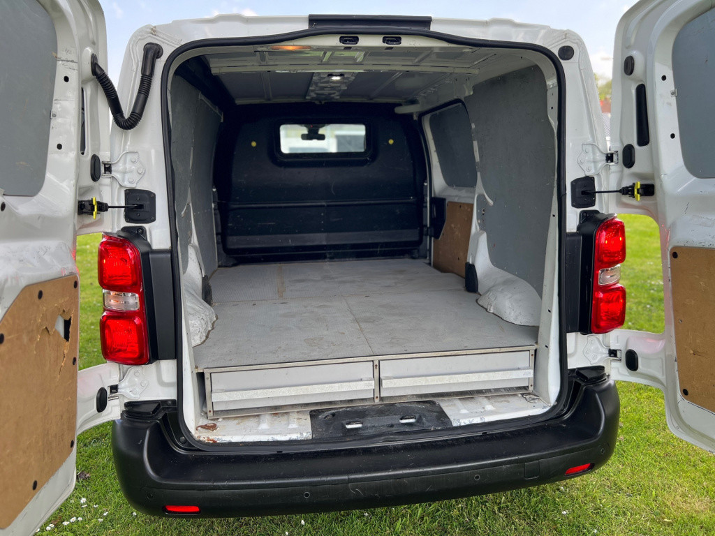 Peugeot Expert 226s 1.6 bluehdi 95 premium