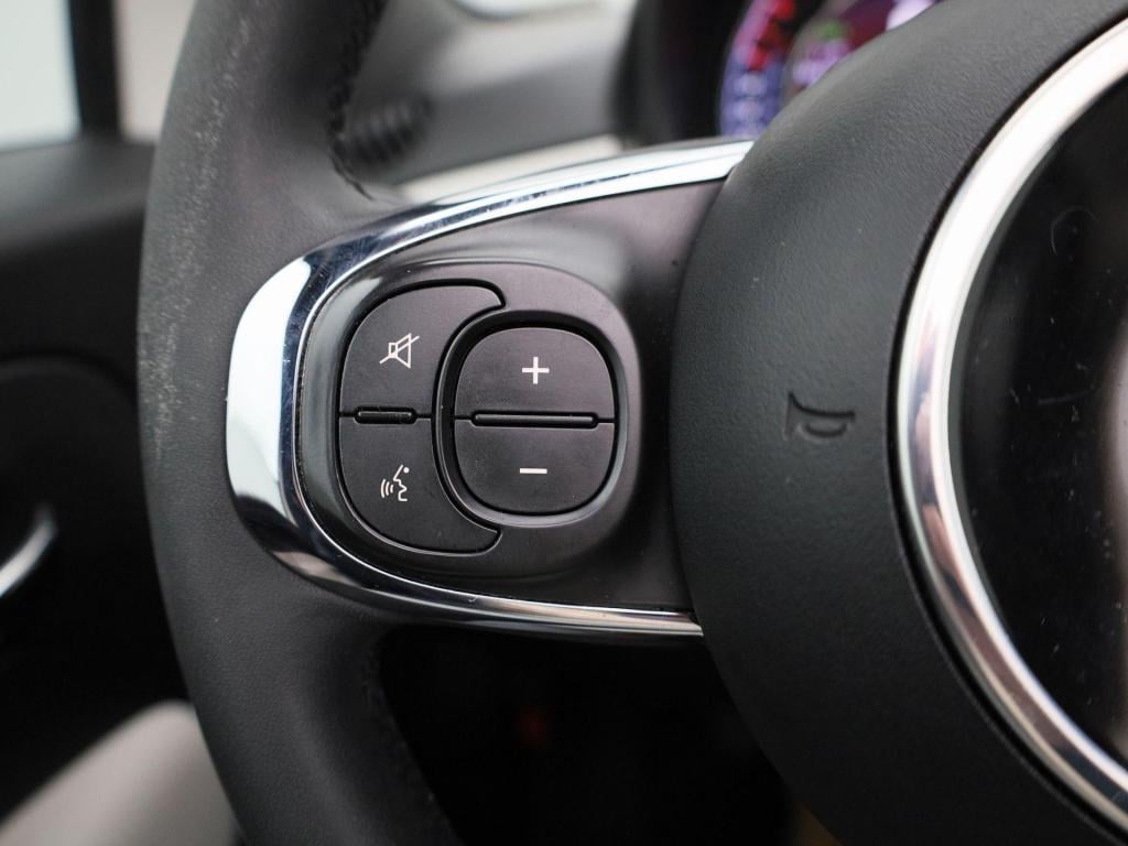 Fiat 500 C 1.0 hybrid star | cabrio | parkeer sensoren | dab | bluetooth | 