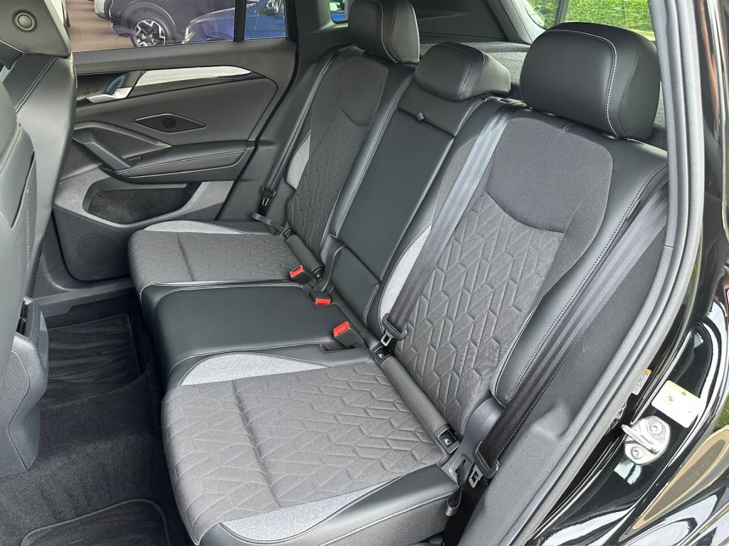 Volkswagen Tiguan 1.5 etsi 150pk dsg goal | trekhaak | 360 camera | iq ligh