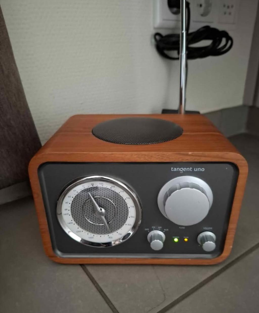 Tangent Uno tafelradio.