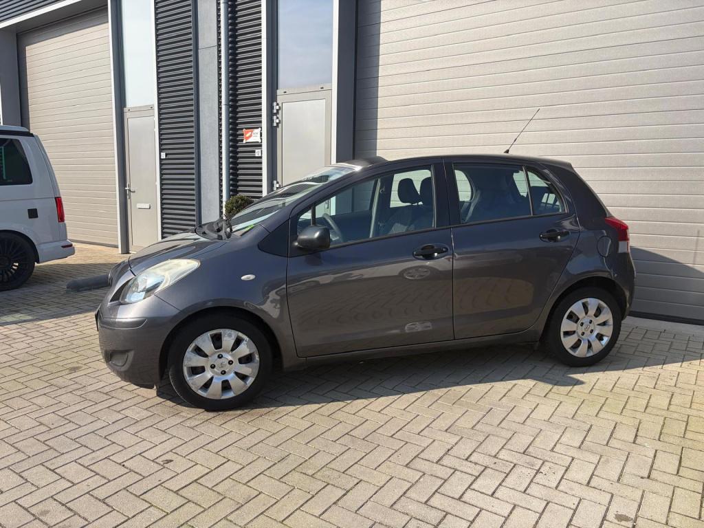 Toyota Yaris 1.3 vvti comfort/150.000 nap/airco/nette auto/