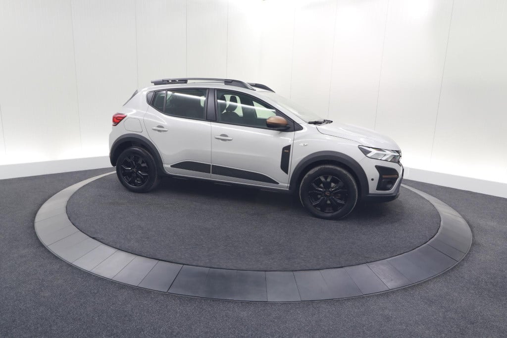 Dacia Sandero Stepway tce 90 extreme | camera | dodehoekdetectie | navigati