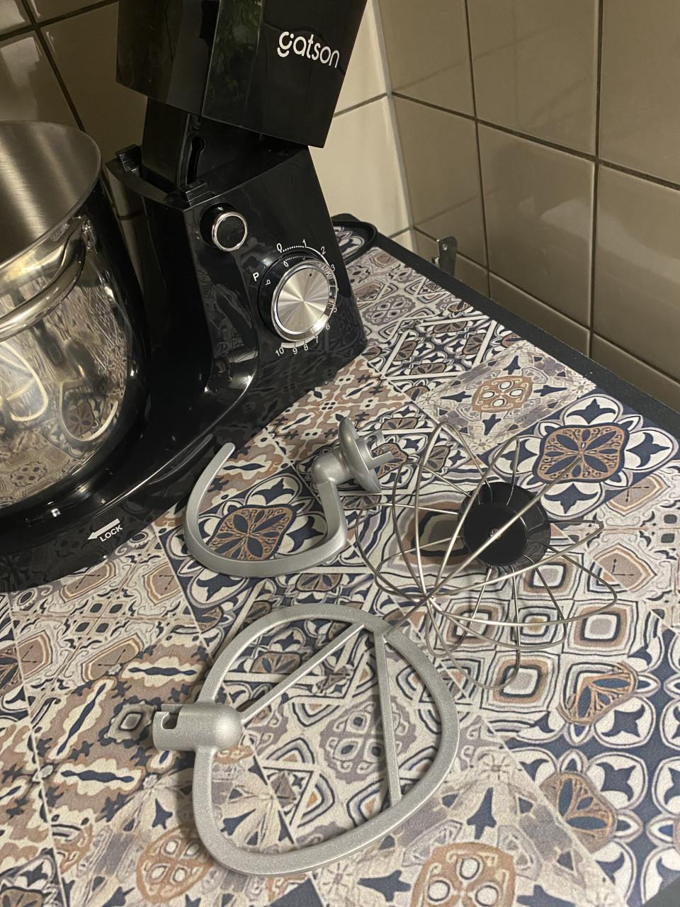 Keukenmachine inclusief 3 opzetstukken