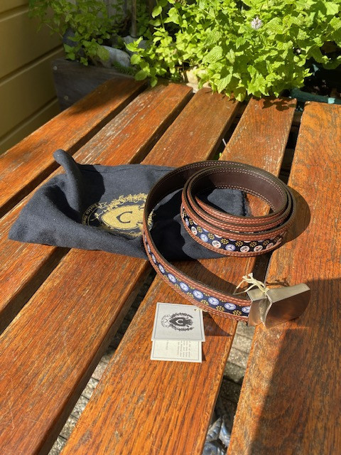 Vernizzi nieuwe lederen riem 1.20m