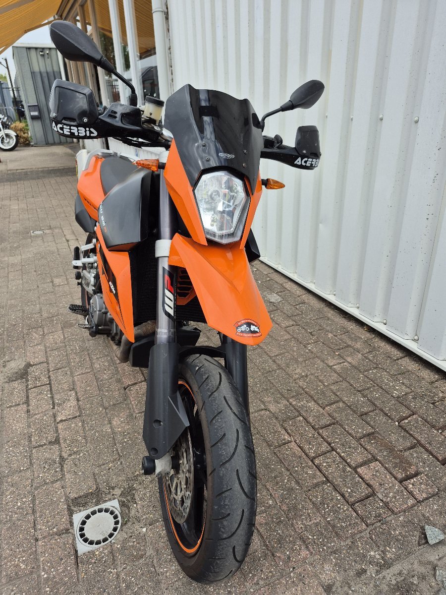 KTM990 SMT uit 2008